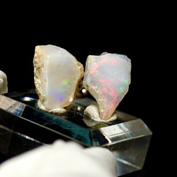 [獨一無二] 蛋白石礦物石鈦合金耳環天然石防過敏（No.1251） 第1張的照片