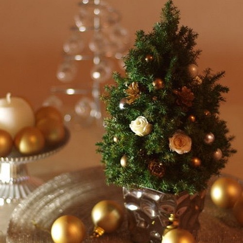 シンプル大人のクリスマスツリー フラワー リース Atelier Bijou 通販 Creema クリーマ ハンドメイド 手作り クラフト作品の販売サイト