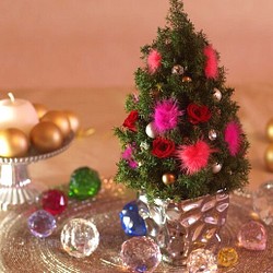 【高さ約３０センチ】 スワロフスキー＆ミンクファー　ふわきらクリスマスツリー 　　 1枚目の画像