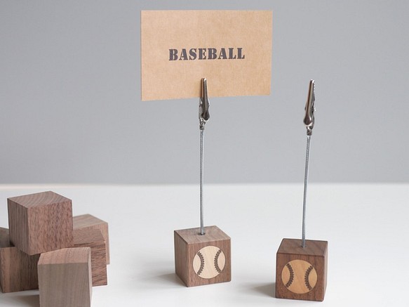 高級ブランド 木製クリップスタンド 正規品質保証 野球ボール ウォールナット