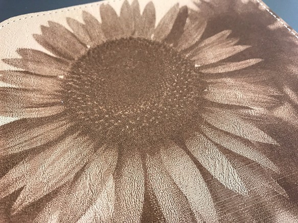 Sunflower Sunflower Nume 皮革激光加工 適用於鼠標墊、杯墊或內飾 第1張的照片