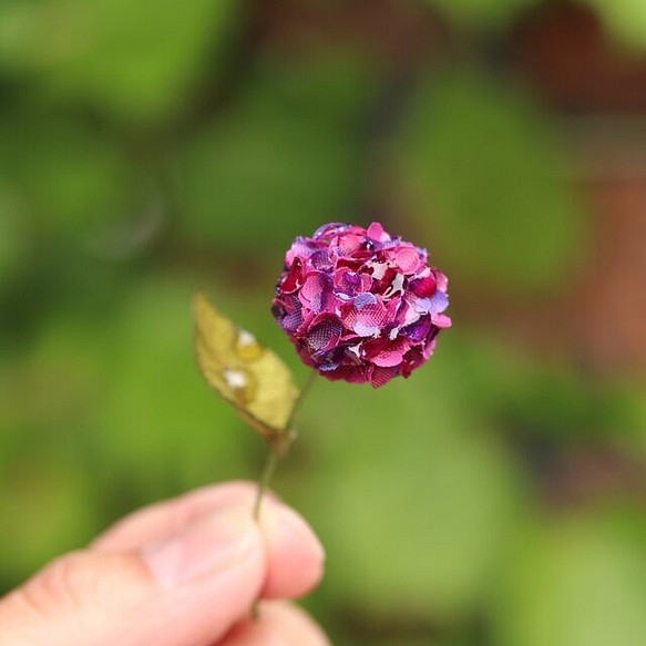 小人あじさい １本いかが 赤 布花紫陽花 人形 人形娘工房 通販 Creema クリーマ ハンドメイド 手作り クラフト作品の販売サイト