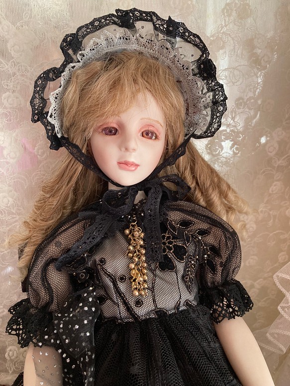 創作球体関節ビスクドール人形 黒いアンティーク風ドレスの女の子