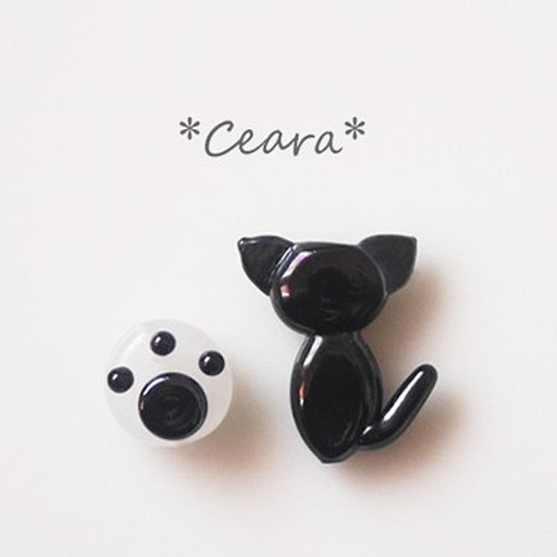 ガラス細工 ビーズ ２個セット 猫のシルエット 肉球 黒猫 限定ビーズ ビーズ Ceara 通販 Creema クリーマ ハンドメイド 手作り クラフト作品の販売サイト