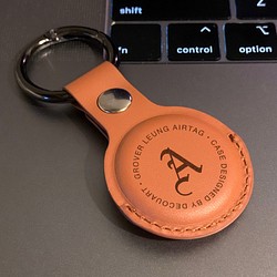 AirTag鑰匙圈保護套鑰匙扣⭐︎首字母/可以插入字符⭐︎3種顏色可供選擇棕色 第1張的照片