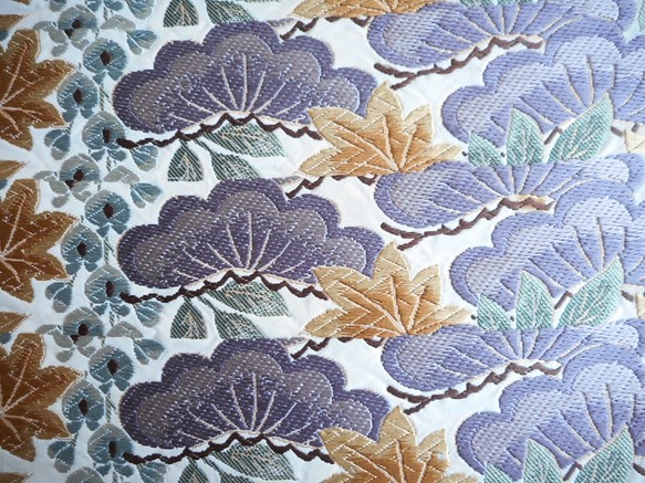 西陣織帯地　松藤と楓 1枚目の画像