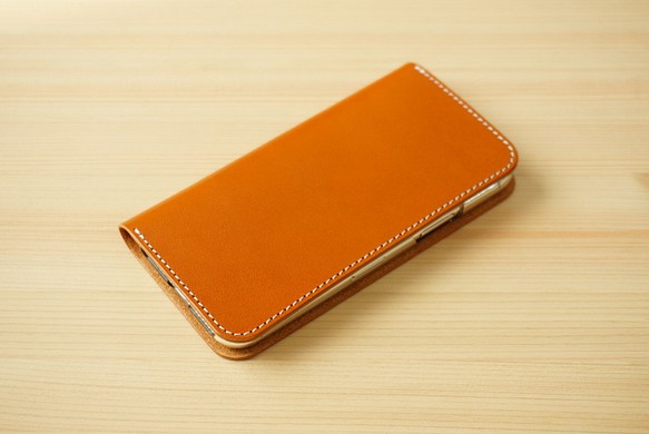 牛皮 iPhone 11 Pro 保護套鞣製皮革皮套筆記本型駝色 第1張的照片