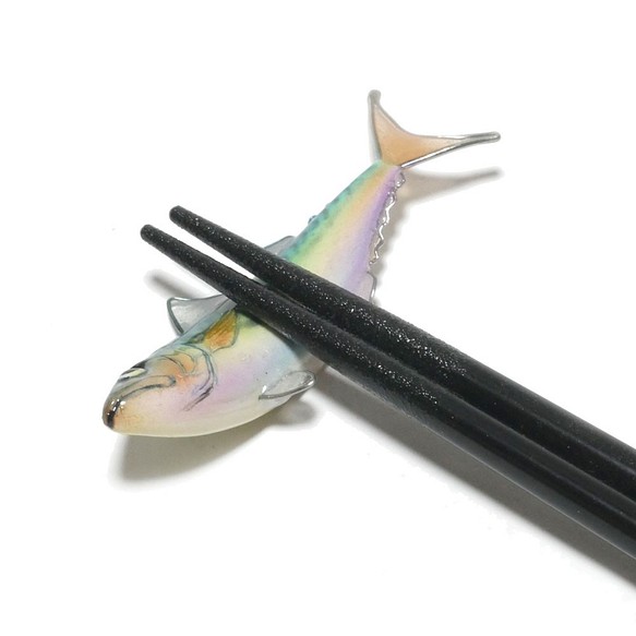 生きのいい魚の箸置き(サバ) 1枚目の画像