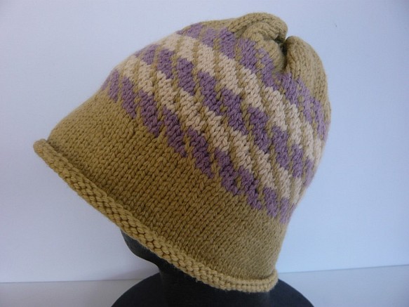 草木染毛糸の手編み帽子　ＡＤ-246 1枚目の画像