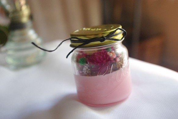 sale天然の香りをたっぷりと閉じ込めたボタニカルボトル～ピンク～ 1枚目の画像
