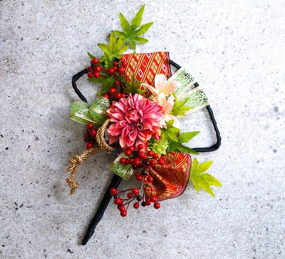 ☆銷售☆日式扇子折疊花束【達利亞和秋葉和紅色組合】 第1張的照片