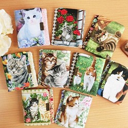 9種・お花猫柄二つ折りパスケース2／キーケース・はんぱ布雑貨 1枚目の画像