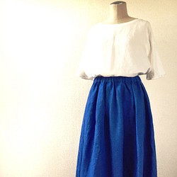 ブルー／カラーリネンのタックギャザースカート 1枚目の画像