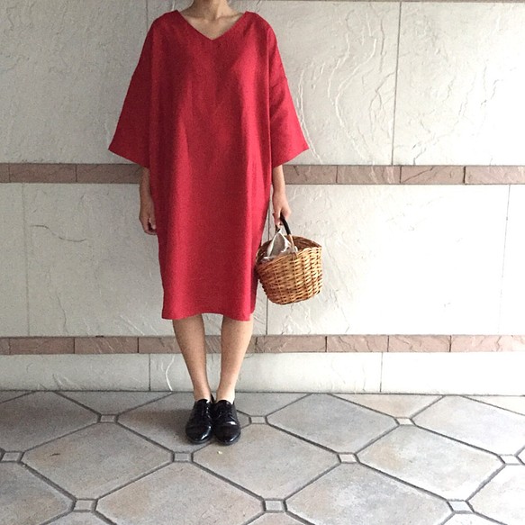 紅色/四分之三袖亞麻簡約連衣裙 第1張的照片