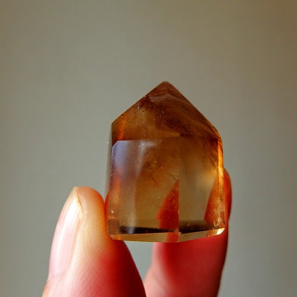 發煙黃水晶點納米比亞生產11.7克/礦物及寶石 第1張的照片