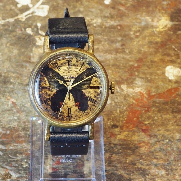 クロアゲハの腕時計 真鍮ケース イタリアンレザー時計バンド Mサイズ 1枚目の画像