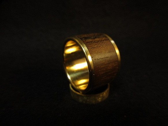 木黃銅戒指連體柿子鑲嵌戒指大號 第1張的照片