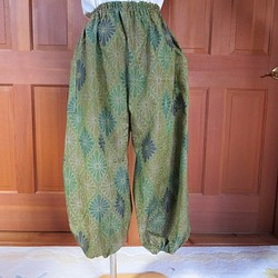 大島紬の着物から　もんぺパンツ　着物リメイク 1枚目の画像