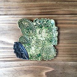 【2019年新作】インドのウッドブロック模様のお皿（緑) 1枚目の画像
