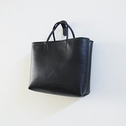 hand stitch + black grain leather tote bag 1枚目の画像