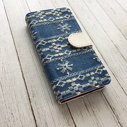 筆記本型靛藍刺繡蕾絲iPhone手機殼 第1張的照片