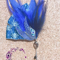 宝石羽根のヘアアクセサリ 1枚目の画像