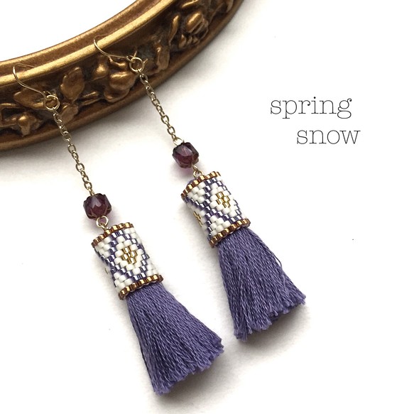 tassel × earrings（lavender） 1枚目の画像