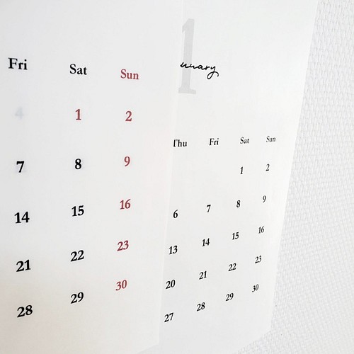 New 選べる10月 11月 1月 4月始まり 月 日始まり選択可 22年 シンプル モノトーン カレンダー カレンダー Plannagi Seika 通販 Creema クリーマ ハンドメイド 手作り クラフト作品の販売サイト