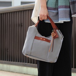 tanton-mini：淺灰色（Kurashiki帆布×Sakigi皮革手提包） 第1張的照片