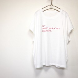 Tシャツ/Newロゴ!!スリーブレスワイドレディースTシャツ(オフホワイト)/トップス 白ｔ 1枚目の画像