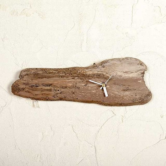 流木の壁掛け時計、縦横兼用－９ 1枚目の画像
