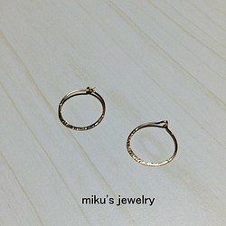 14kgf mini round glitter hoop earrings 1枚目の画像
