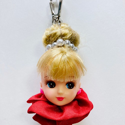 お人形 キーホルダー 赤 小物 ファッション雑貨 うつけ 通販 Creema クリーマ ハンドメイド 手作り クラフト作品の販売サイト