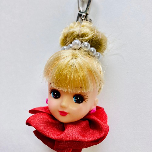 お人形 キーホルダー 赤 小物 ファッション雑貨 うつけ 通販 Creema クリーマ ハンドメイド 手作り クラフト作品の販売サイト