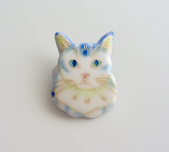 青い猫＊香箱座り　ブローチ　七宝焼き 1枚目の画像