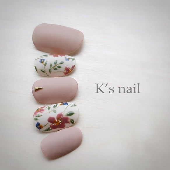 Calm Pink Blossom ベージュ 成人式 結婚式 フラワー マット ネイルチップ Ksnail オシャレ ネイルチップ ネイルシール Ks Room 通販 Creema クリーマ ハンドメイド 手作り クラフト作品の販売サイト