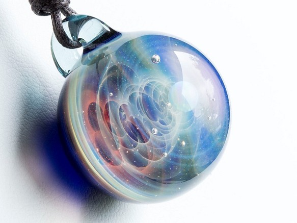 玻璃中的宇宙 玻璃珠墜飾  gx69 第1張的照片