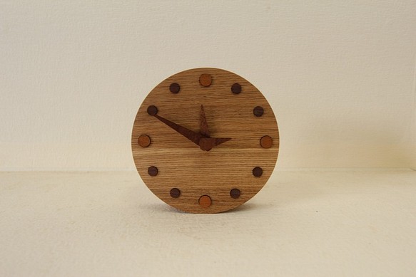 木の時計＜たも＞・置き時計tac-173　木製時計 1枚目の画像