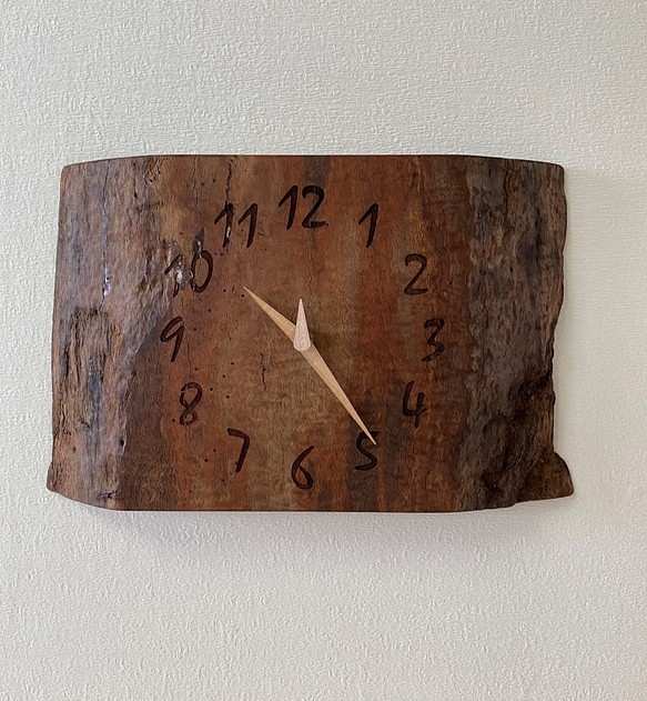 木の時計＜ウォールナット＞・掛け時計wnc-1116　木製時計 1枚目の画像