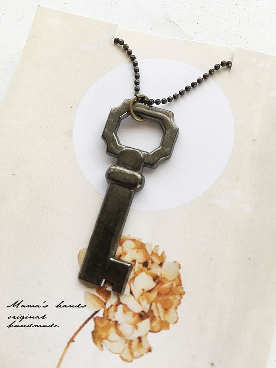 ★1點限量特賣★古董色自然鑰匙緊身項鍊 第1張的照片