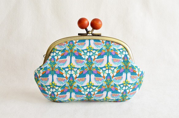 Liberty "Strawberry Feast" purse with wooden balls[576] 第1張的照片