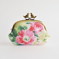 {花卉口金包} Elegant floral frame purse with birds - Roses [887] 第1張的照片