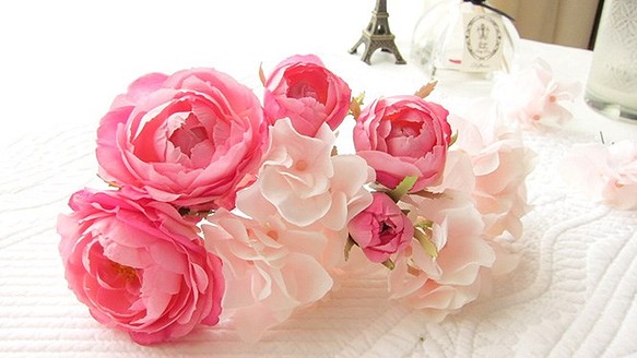 桜色のバラとあじさいのヘッドドレス　ピンク　アーティフィシャルフラワー（造花） 1枚目の画像