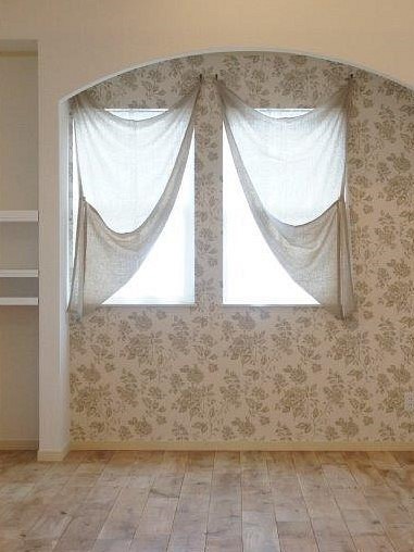 シンプル＆フレキシブルなリネンカーテン　リラックススタイル　日本で織ったリネンのカーテン　100cm×140cm 1枚目の画像
