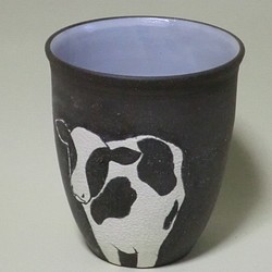 牛（ホルスタイン）のフリーカップ 1枚目の画像