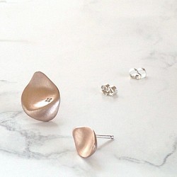 【SV925+K10】flower shower : Pierced Earrings （rose/diamond） 第1張的照片