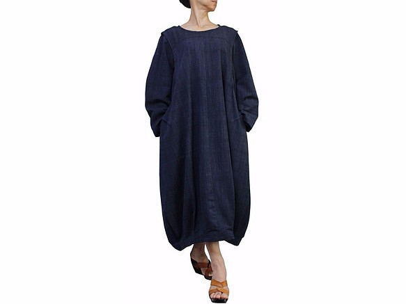手織棉寬版洋裝 深藍（DNN-078-05） 第1張的照片