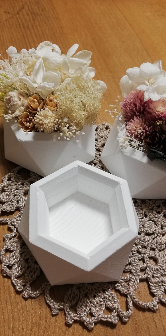 アロマストーン　石こう　アレンジ用花器　花瓶　1つ300円　石膏　ボックスフラワー　BOX 1枚目の画像