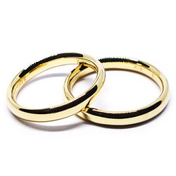 結婚指輪にシンプル上質K18甲丸3ｍｍ幅・刻印10文字無料【Pio by Parakee】Marriage ring 1枚目の画像