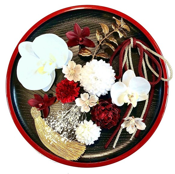 白無垢 黒引き にも 胡蝶蘭 と 贅沢お花 髪飾り 選べる タッセル と 組紐 ~ 着物 結婚式 成人式